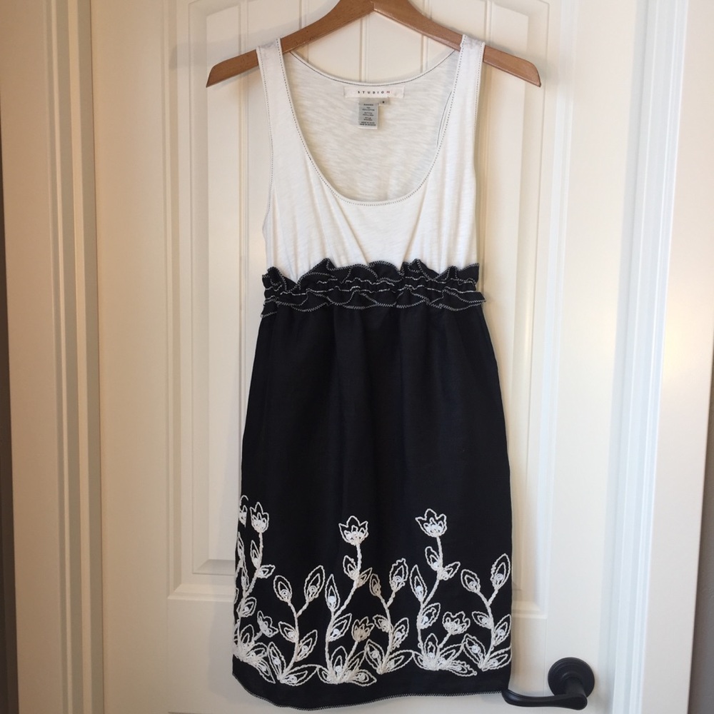Studio M linen and cotton racerback dress